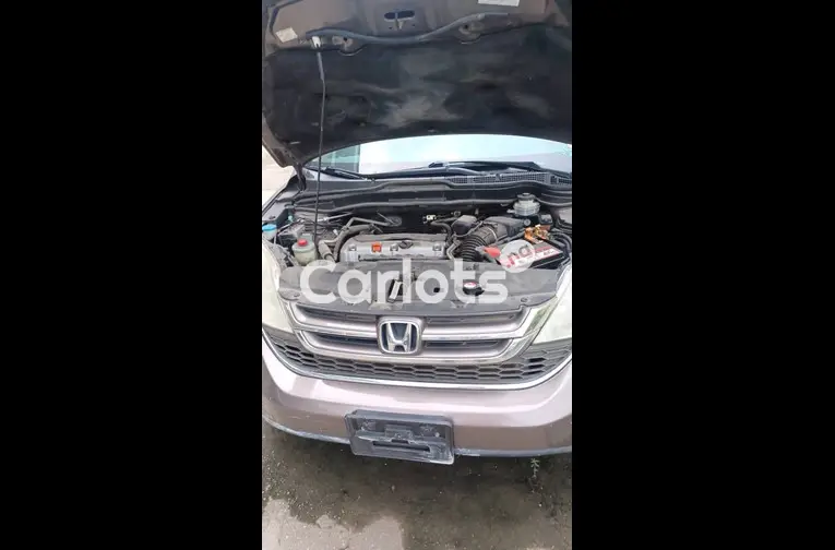 Clean Tokunbo Honda CRV - 3/3