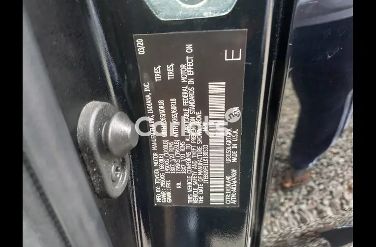 DIRECT 2020 TOYOTA LANDCRUISER PRADO FULL OPTION - 5/7