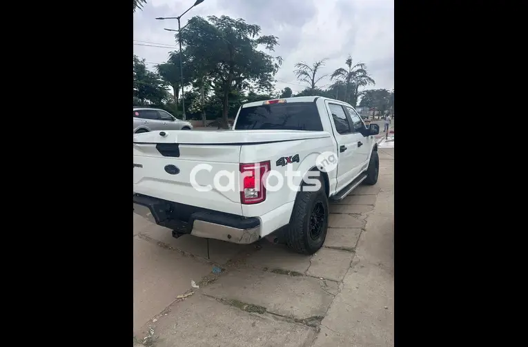 2018 Ford F-150 XLT 4x2 SuperCrew - 3/7