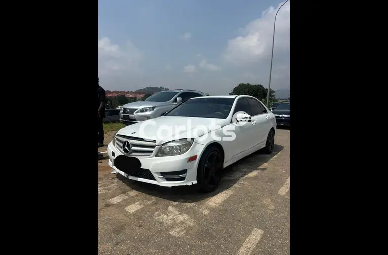 2009 MERCEDES BENZ C300 - 2/6