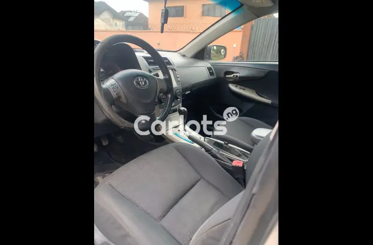 Registered 2010 Toyota Corolla LE - 4/7