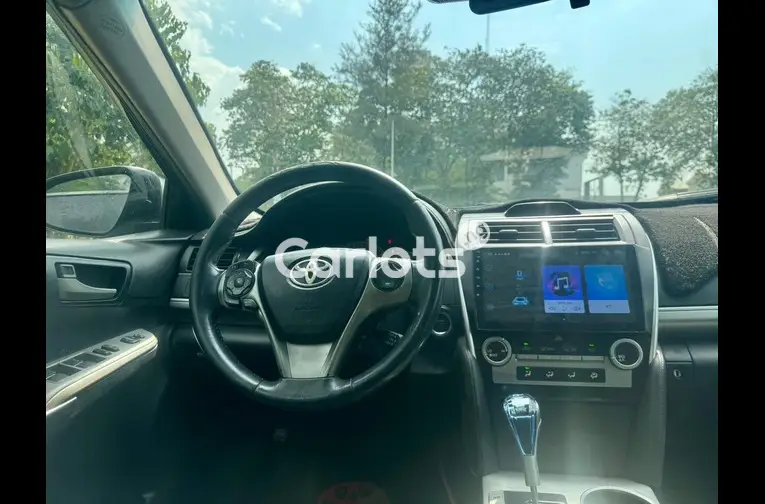 TOYOTA CAMRY 2013 SE KEYLESS - 5/7