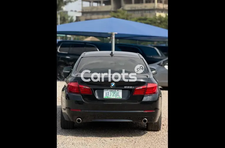 Clean 2011 BMW 535i - 7/7