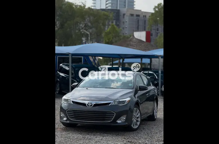 Foreign Used 2013 Toyota Avalon