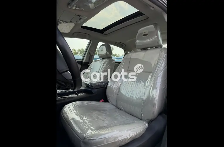 Foreign Used 2013 Toyota Avalon - 3/7