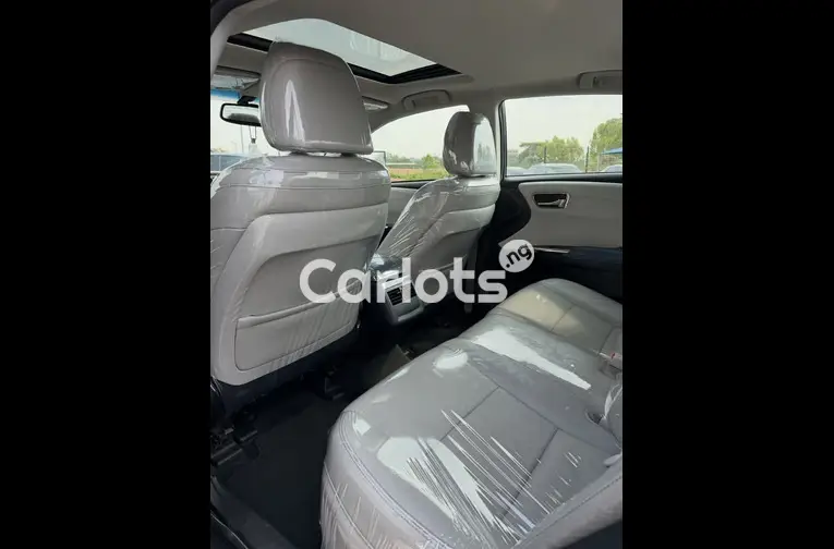 Foreign Used 2013 Toyota Avalon - 4/7