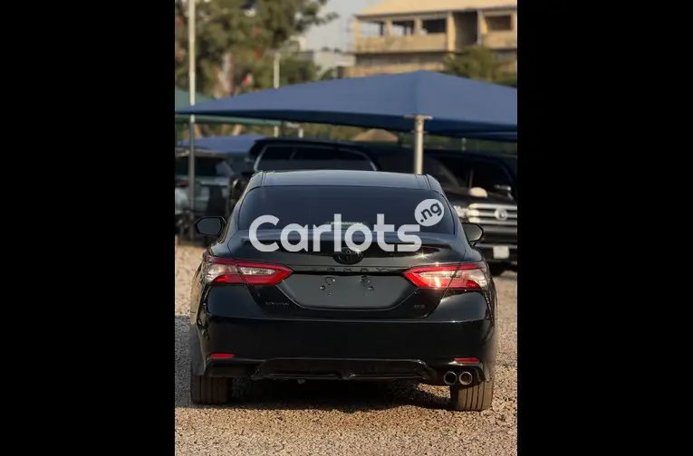 Clean 2019 Toyota Camry - 7/7