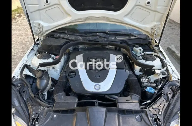 BELGIUM GRADE 2011 MERCEDES BENZ E350 - 6/7