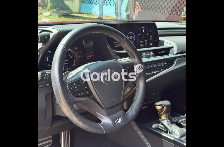 FOREIGN USED 2019 LEXUS ES 350 F-SPORT - 4/7