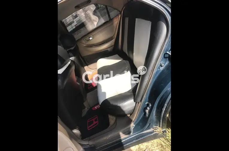 CLEAN REGISTERED 2001 HONDA ACCORD - 4/7