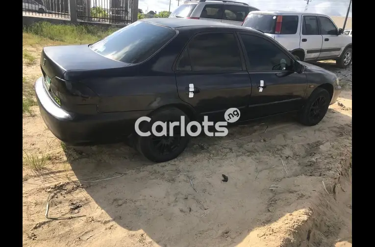 CLEAN REGISTERED 2001 HONDA ACCORD - 6/7