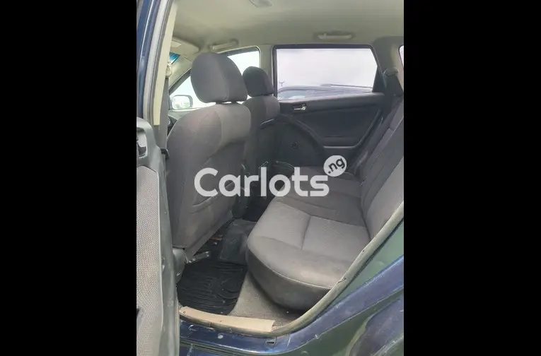 NEATLY USED TOYOTA MATRIX 2004 BLUE - 3/7