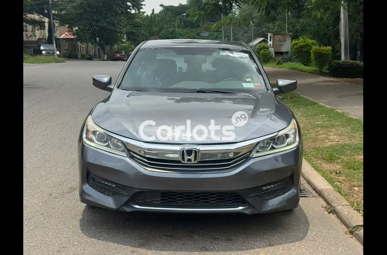 2017 HONDA ACCORD SPORT - 1/7