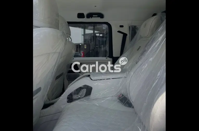 BRAND NEW 2025 MERCEDES BENZ BRABUS 800 - 6/7