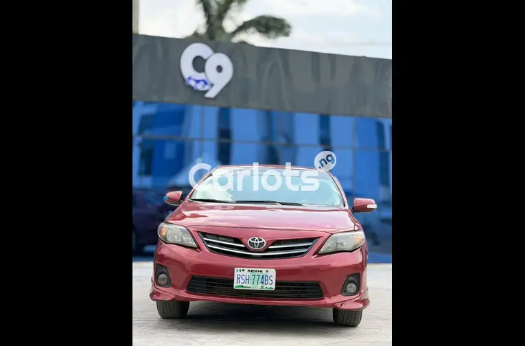 Distress sale Clean used Toyota corolla sport 2012 - 4/6