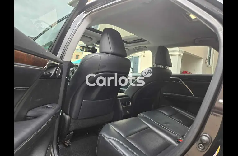 FOREIGN USE LEXUS RX350 SUV -  2016 MODEL - 4/5