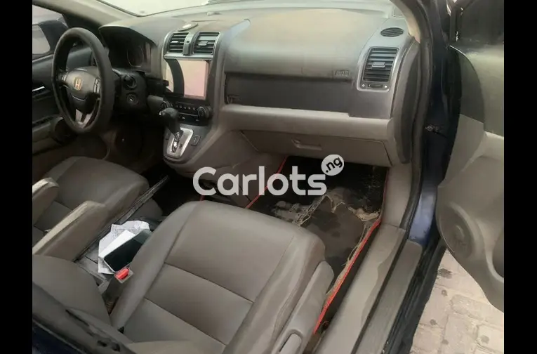 CLEAN REGISTERED 2008 HONDA CR-V - 2/7