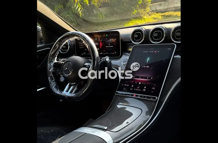 FOREIGN USED 2023 MERCEDES BENZ C43 AMG - 3/7