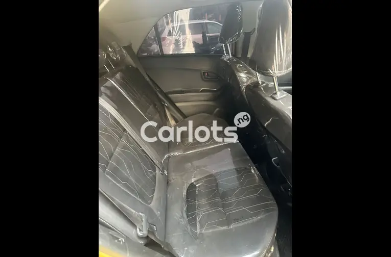 2013 KIA PICANTO - 5/7