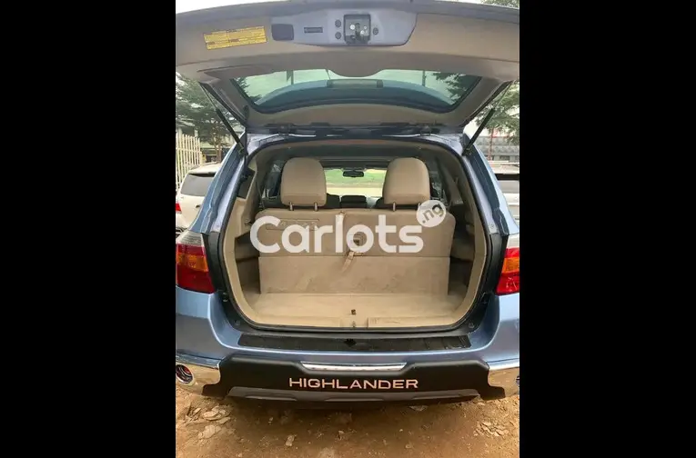 REGISTERED 2008 TOYOTA HIGHLANDER LIMITED EDITION - 2/6