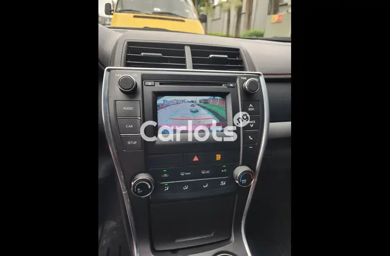 NEW ARRIVAL FOREIGN USED 2017 TOYOTA CAMRY SE - 3/7