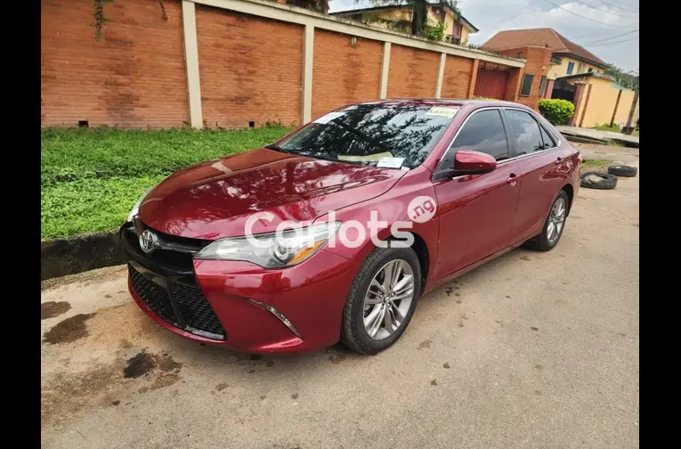 NEW ARRIVAL FOREIGN USED 2017 TOYOTA CAMRY SE - 6/7