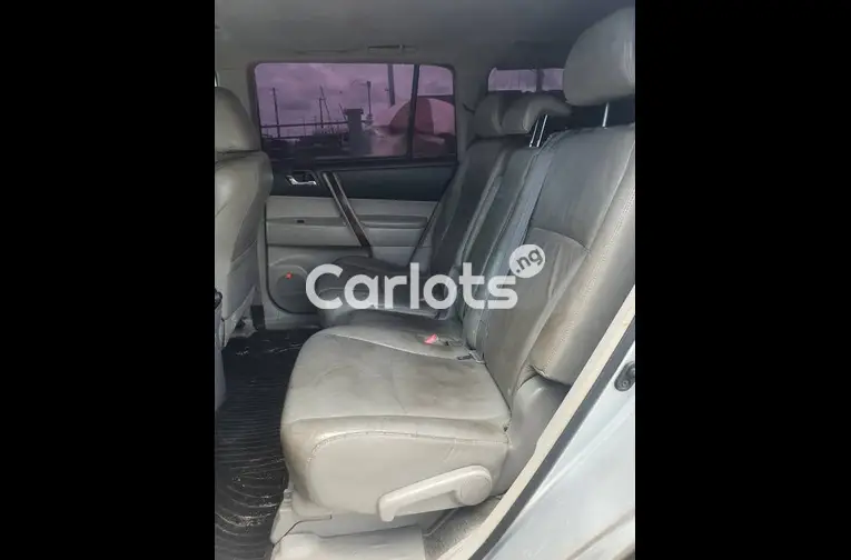 Registered Toyota Highlander Limited 2008 upgraded to 2013 - 4/4