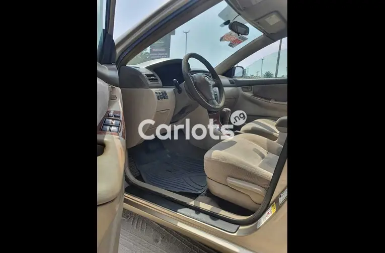 Clean 2006 Toyota Corolla LE - 5/7