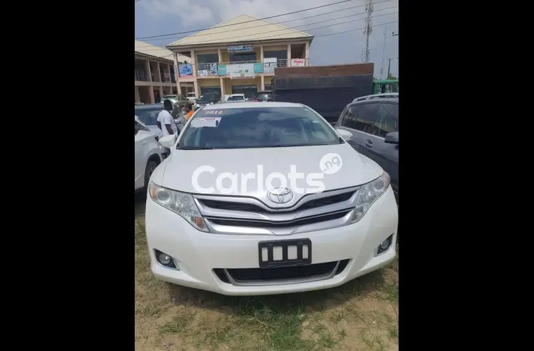 Foreign Used 2014 Toyota Venza LE AWD (White) - 1/7