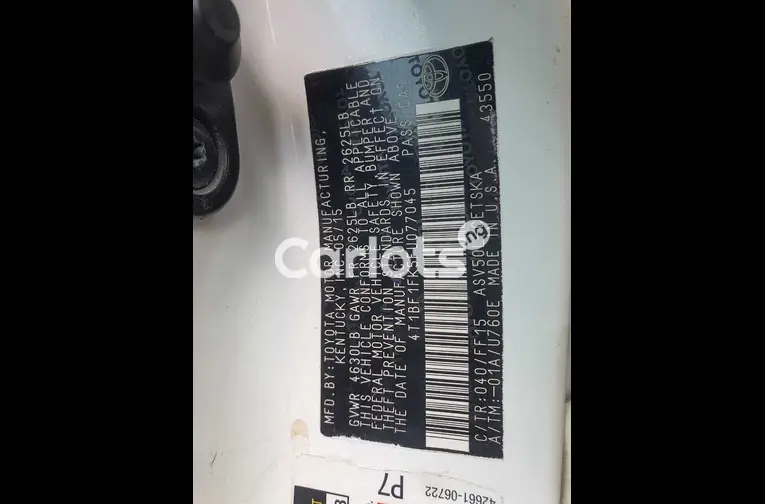 Registered 2015 Toyota Camry SE (white) - 2/7