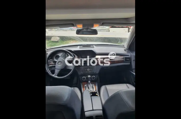 2010 Mercedes Benz GLK 350 (gray) - 3/7