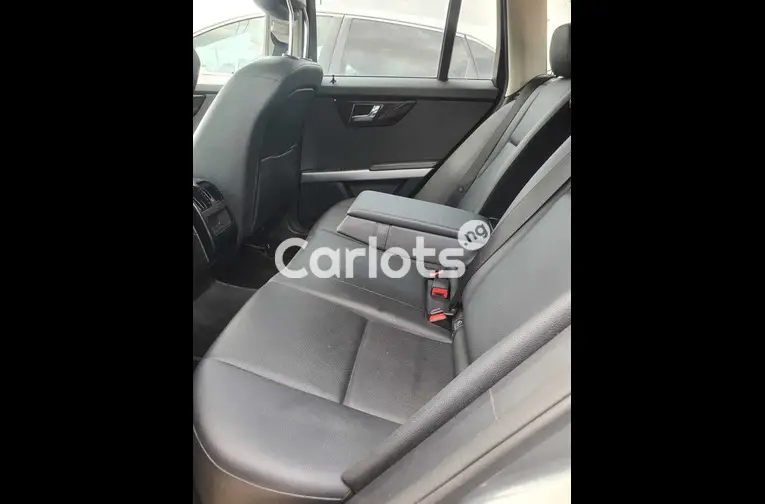 2010 Mercedes Benz GLK 350 (gray) - 5/7