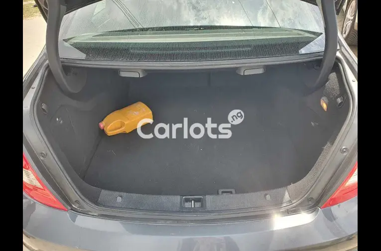 Toks 2011 Mercedes Benz C300 - 6/7