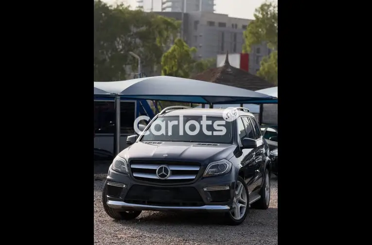 Clean 2013 Mercedes GL 550 - 1/7