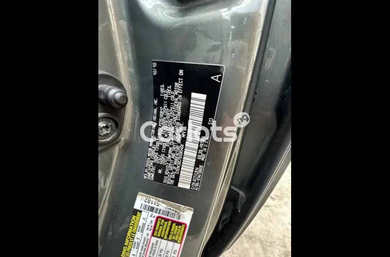 FOREIGN USED 2011 TOYOTA SIENNA XLE V6 - 5/7