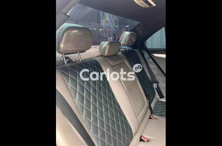 2008 MERCEDES BENZ C300 - 5/6