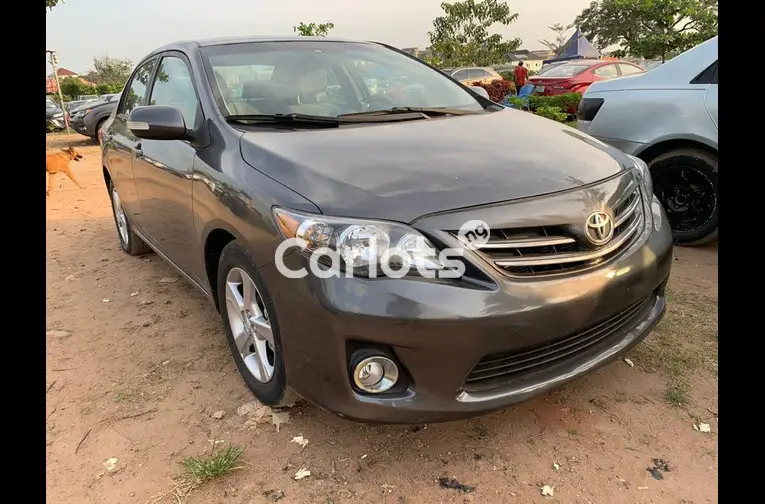 2013 TOYOTA COROLLA LE - 1/7