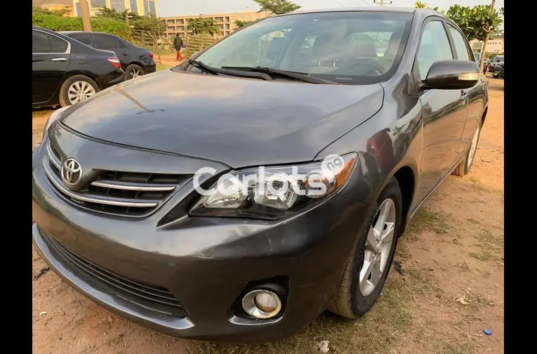 2013 TOYOTA COROLLA LE - 2/7