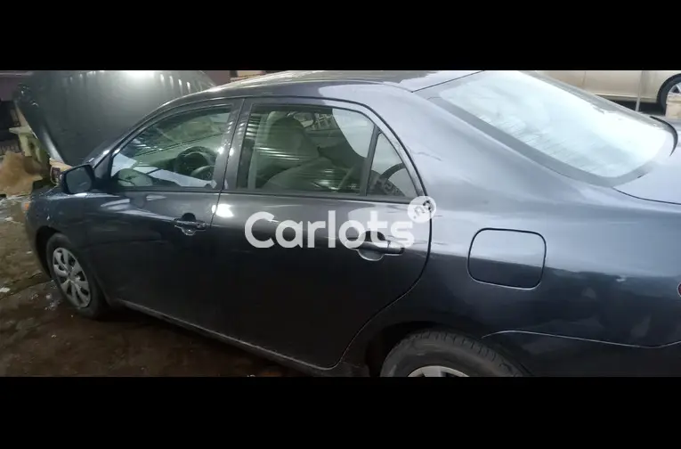 Clean Foreign used 2010 Toyota Corolla - 4/7