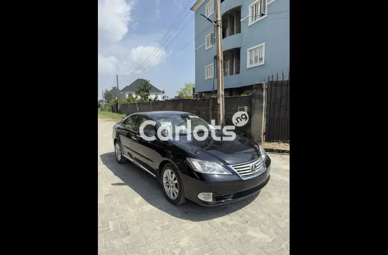 Clean foreign used Lexus ES 350 2011