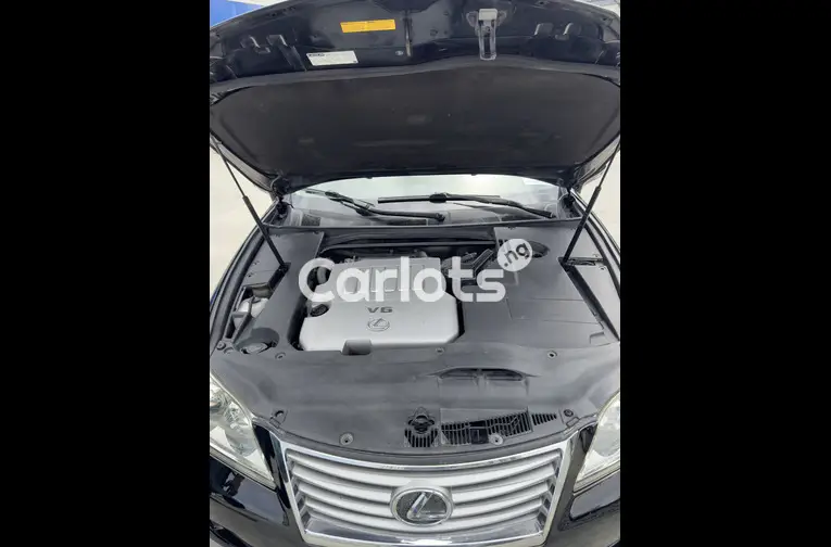 Clean foreign used Lexus ES 350 2011 - 2/7