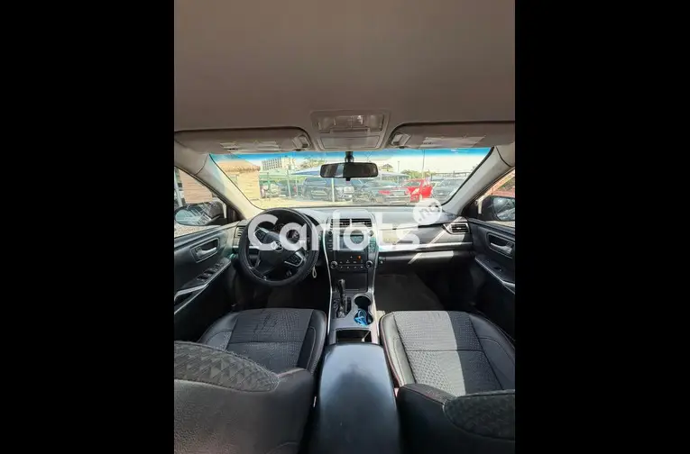 2015 TOYOTA CAMRY S E - 3/7