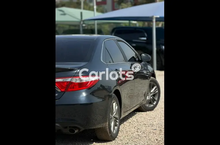 2015 TOYOTA CAMRY S E - 6/7