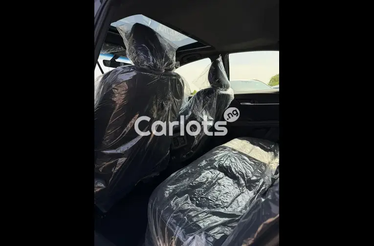 2025 TOYOTA CAMRY - 2/6