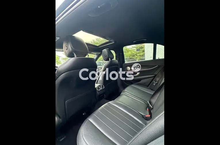 2017 MERCEDES BENZ E300 4MATIC - 4/6