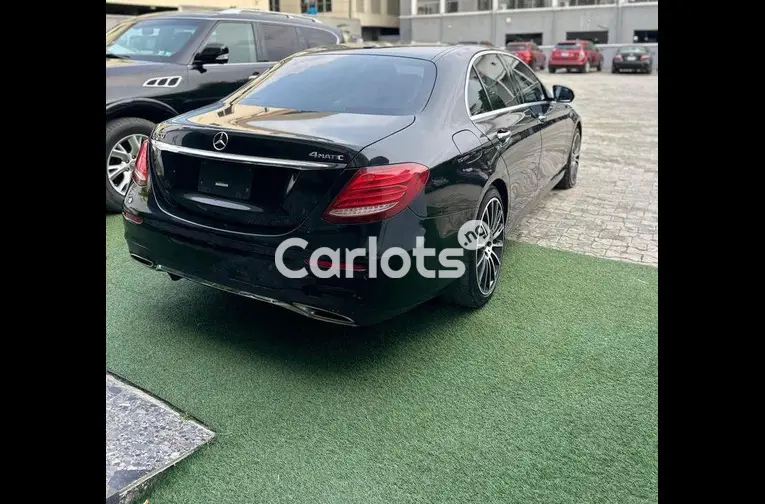 2017 MERCEDES BENZ E300 4MATIC - 5/6