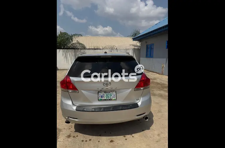 Awoof Toyota venza 2010 model - 6/7