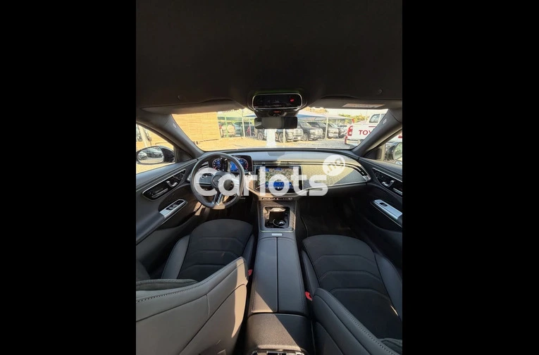 Foreign Used 2025 Mercedes E300 - 2/7