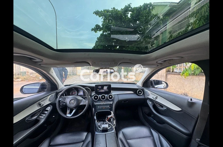 2016 MERCEDES BENZ C300 - 3/7