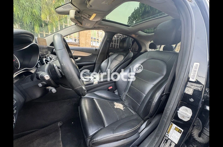 2016 MERCEDES BENZ C300 - 5/7